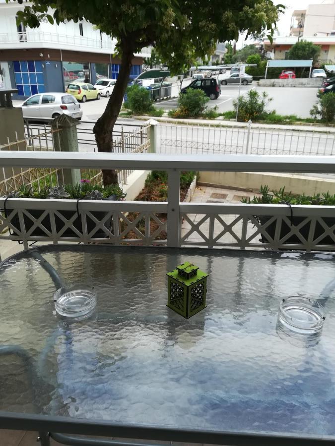 Apartment Ey Zhn Néa Khilí 외부 사진
